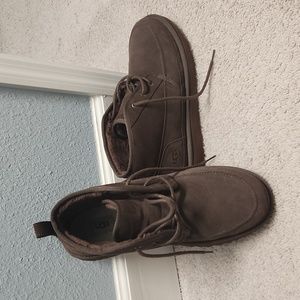 UGG Nuemel Grizzly Boots.